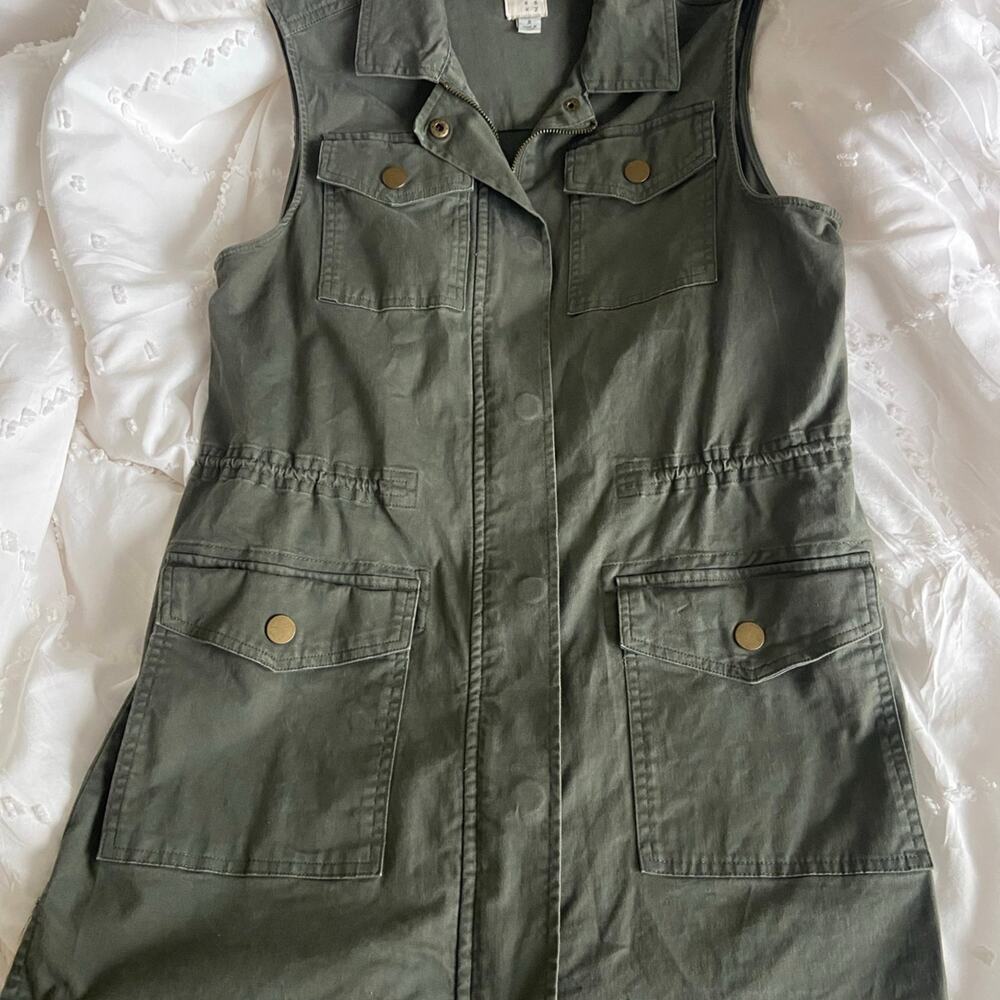A New Day olive green utility vest zip up size small